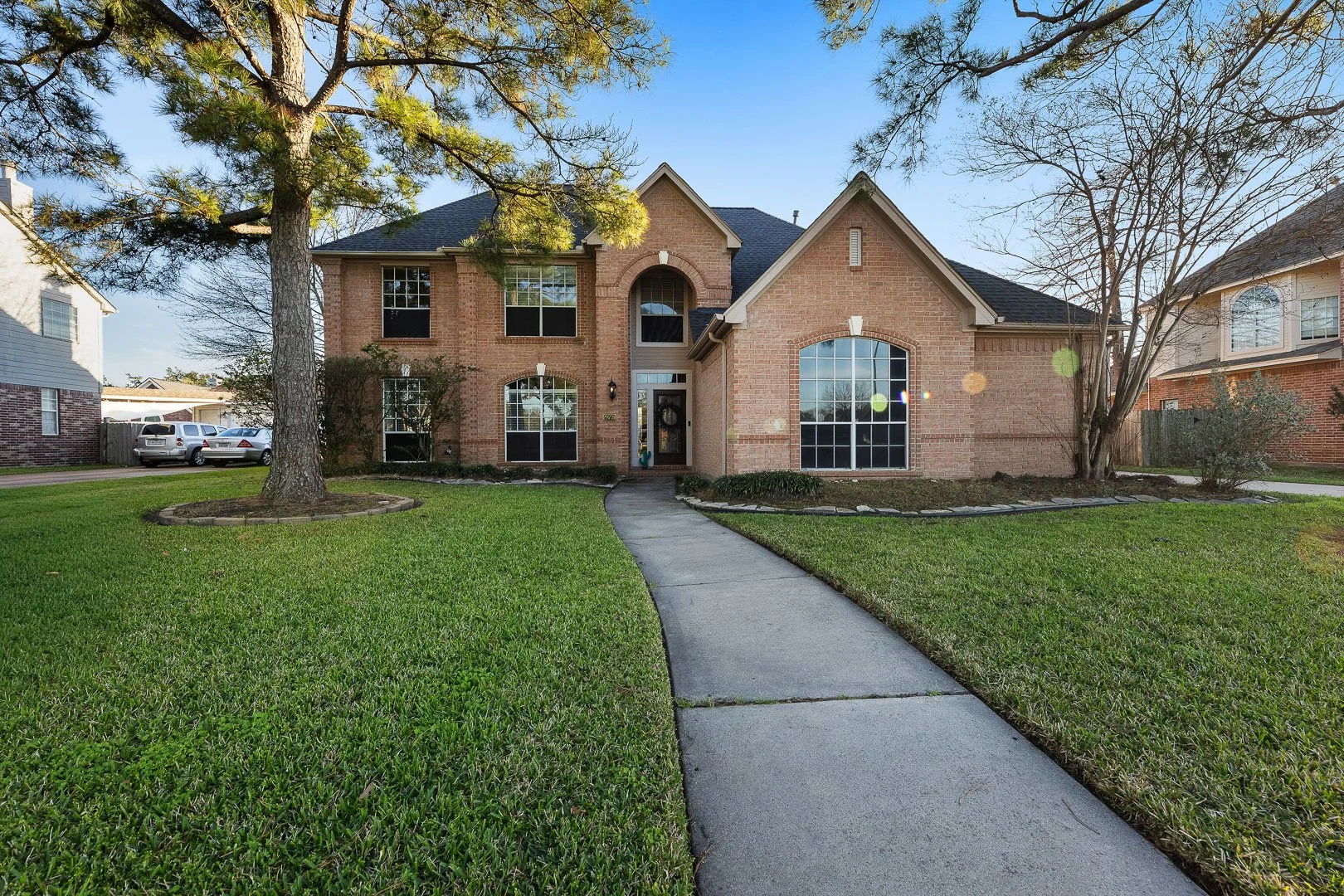 cypress-tx-luxury-home-front-yard-dusk-sunset-photography-real-estate-residential.jpg