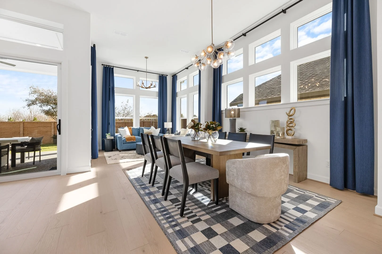 manvel-tx-open-concept-dining-room-photography-new-construction-model-home.jpg