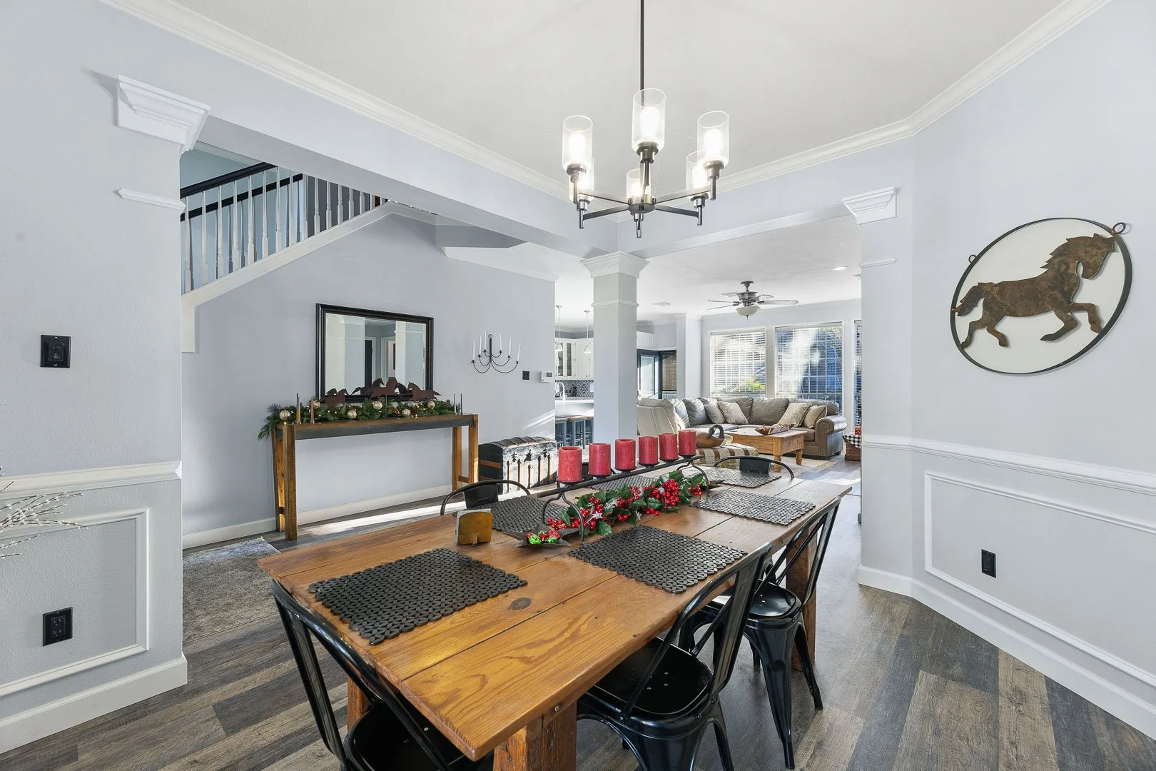 the-woodlands-tx-open-concept-dining-area-living-room-elegant-luxury-real-estate-interior-photography.jpg