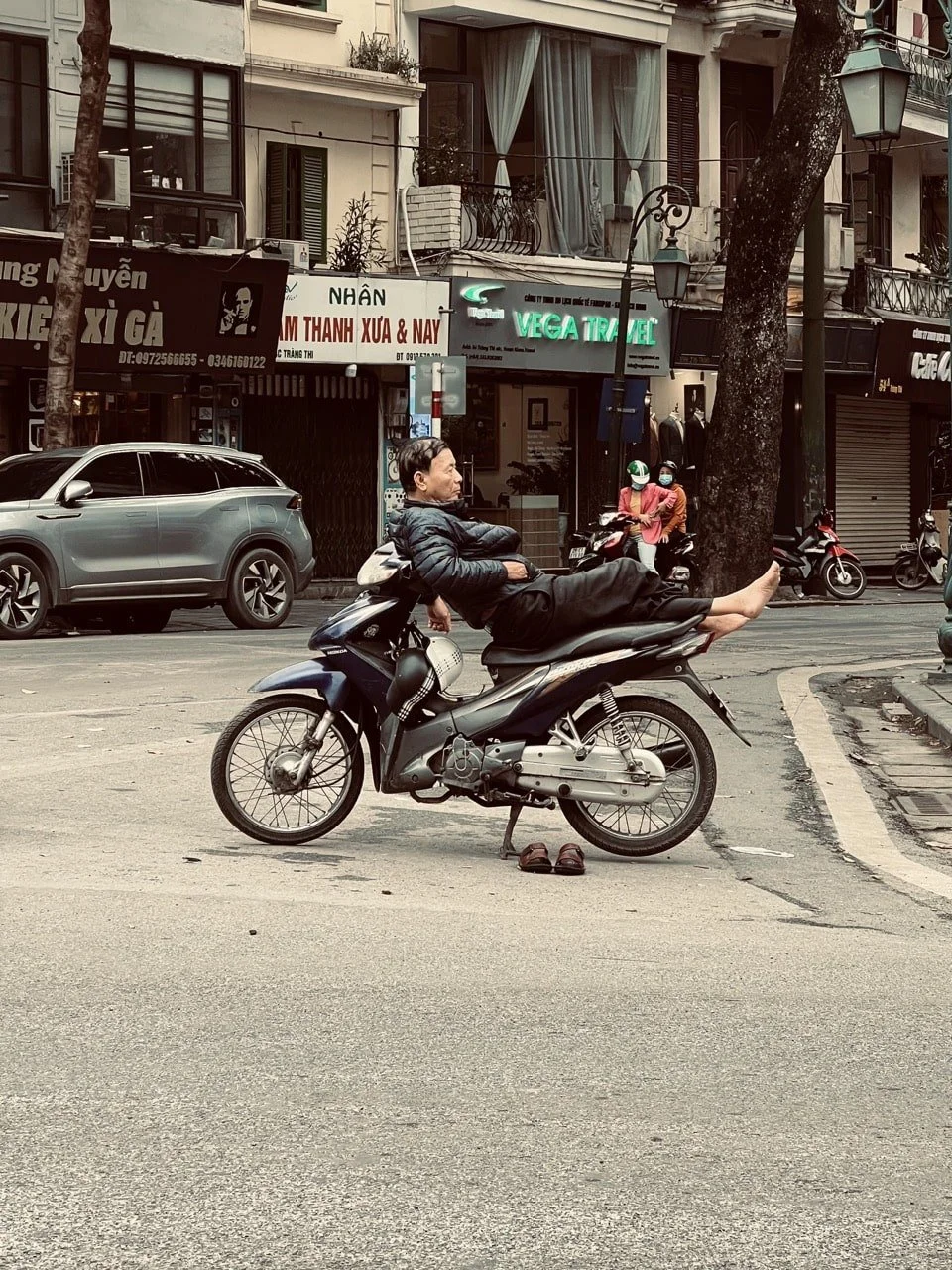 Hanoi, Vietnam: An Amazing, Unique and Unordinary Guide