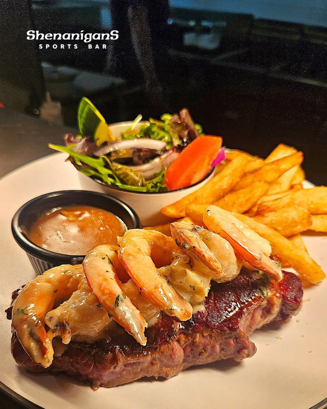 Its Tuesday and the steaks are looking mighty fine... 

300g Sirloin Steak for just $18! 
Push the boat out and add garlic prawns for $8 

Treat yourself, you know it makes sense 😉

#steakdeal #steaknightfreo #s#shenanigansfreo