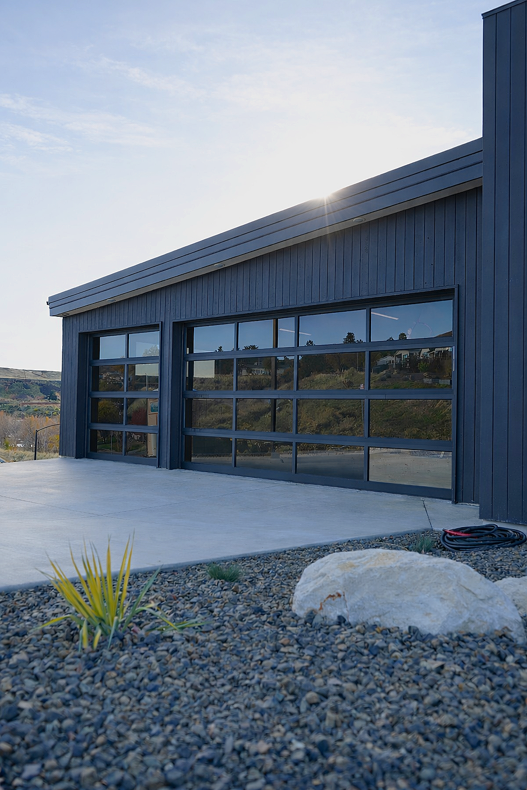 RESIDENTIAL WINDOW TINT SERVICES