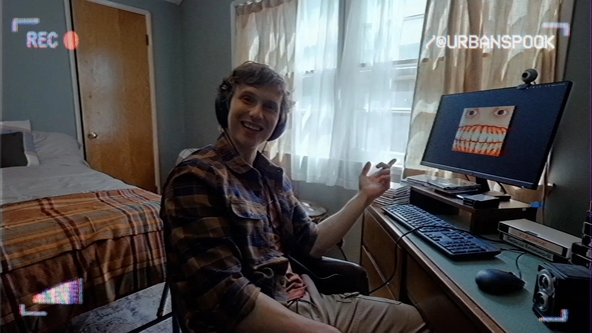 YOUTUBE'S ANALOG HORROR