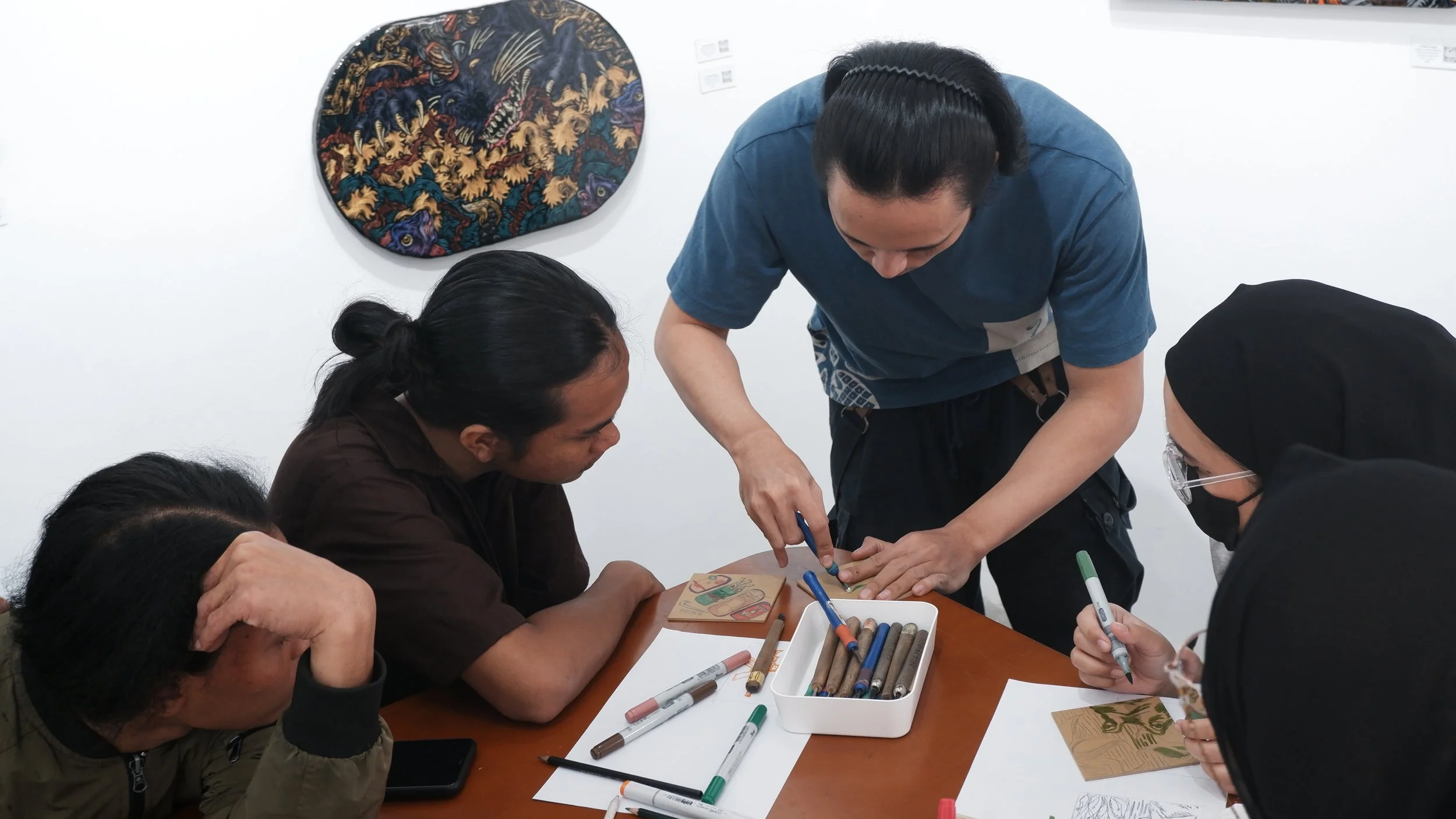 Lukis Kaca: Loka Karya Bersama Erik Rifki