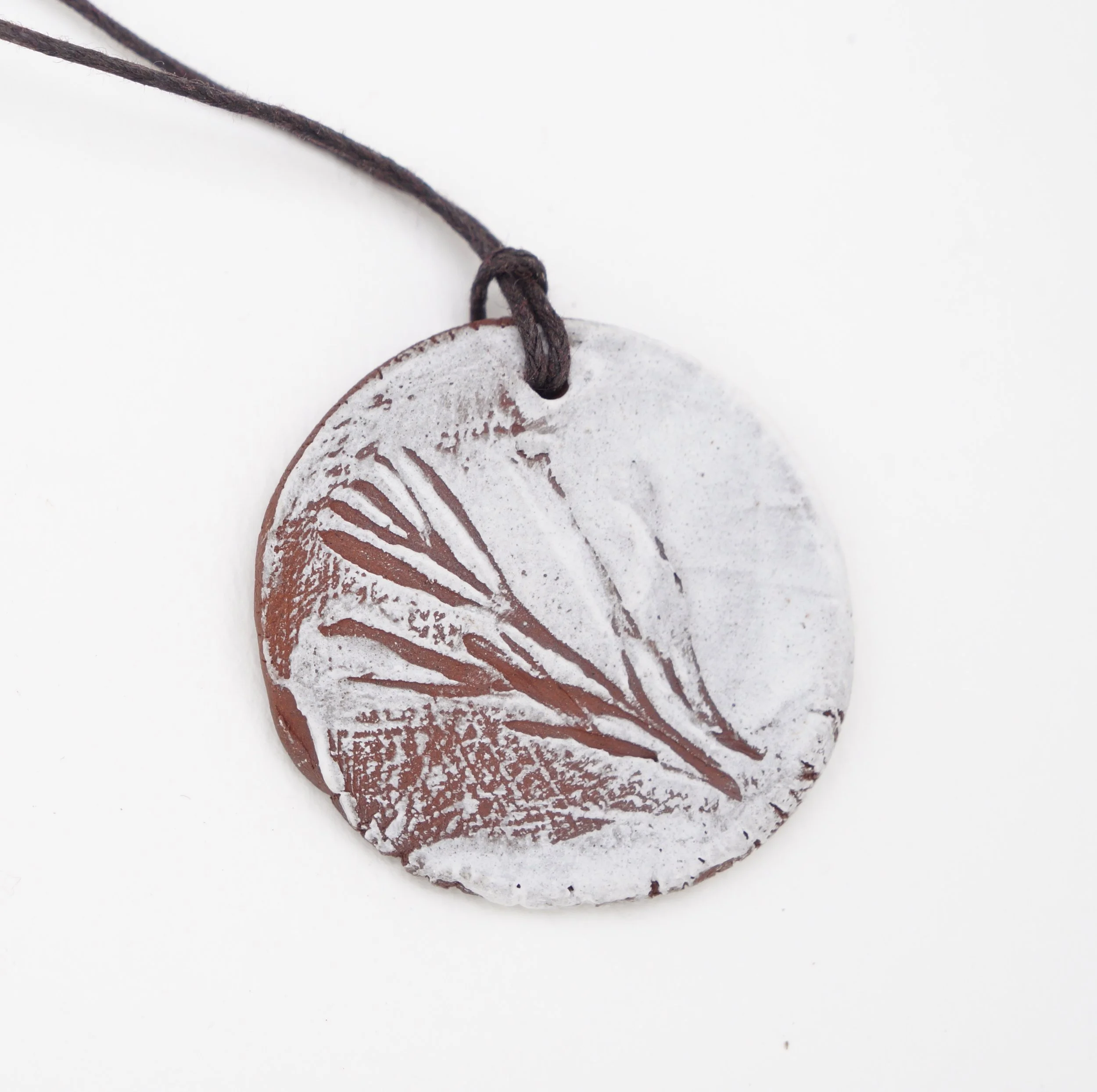 Half & Half Poppy leaf necklace