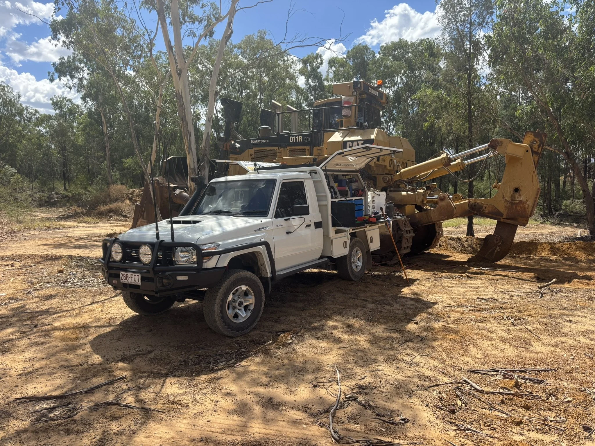 UTE utility truck professional mechanical repairs