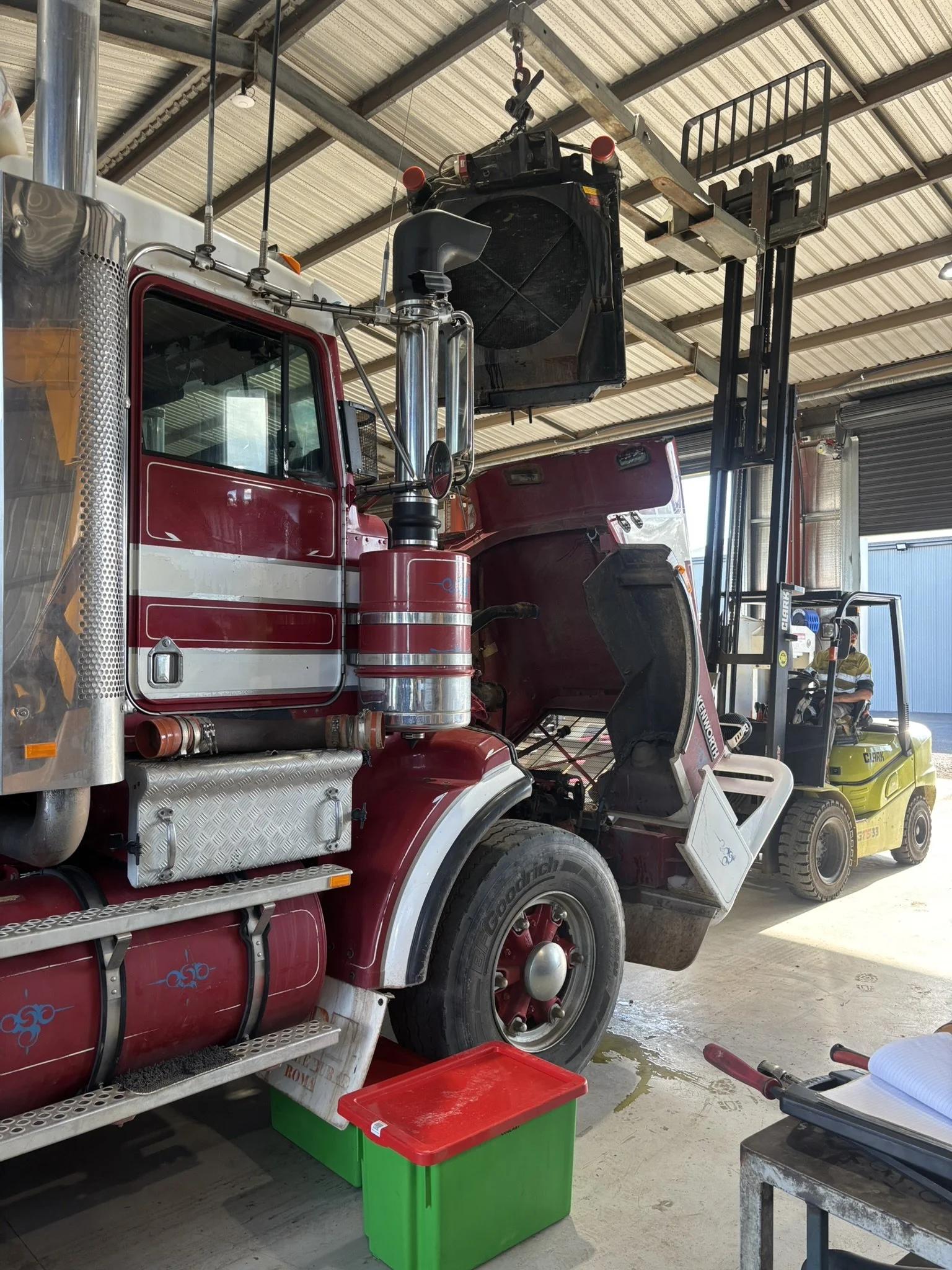 professional mechanical repairs for heavy Equipment