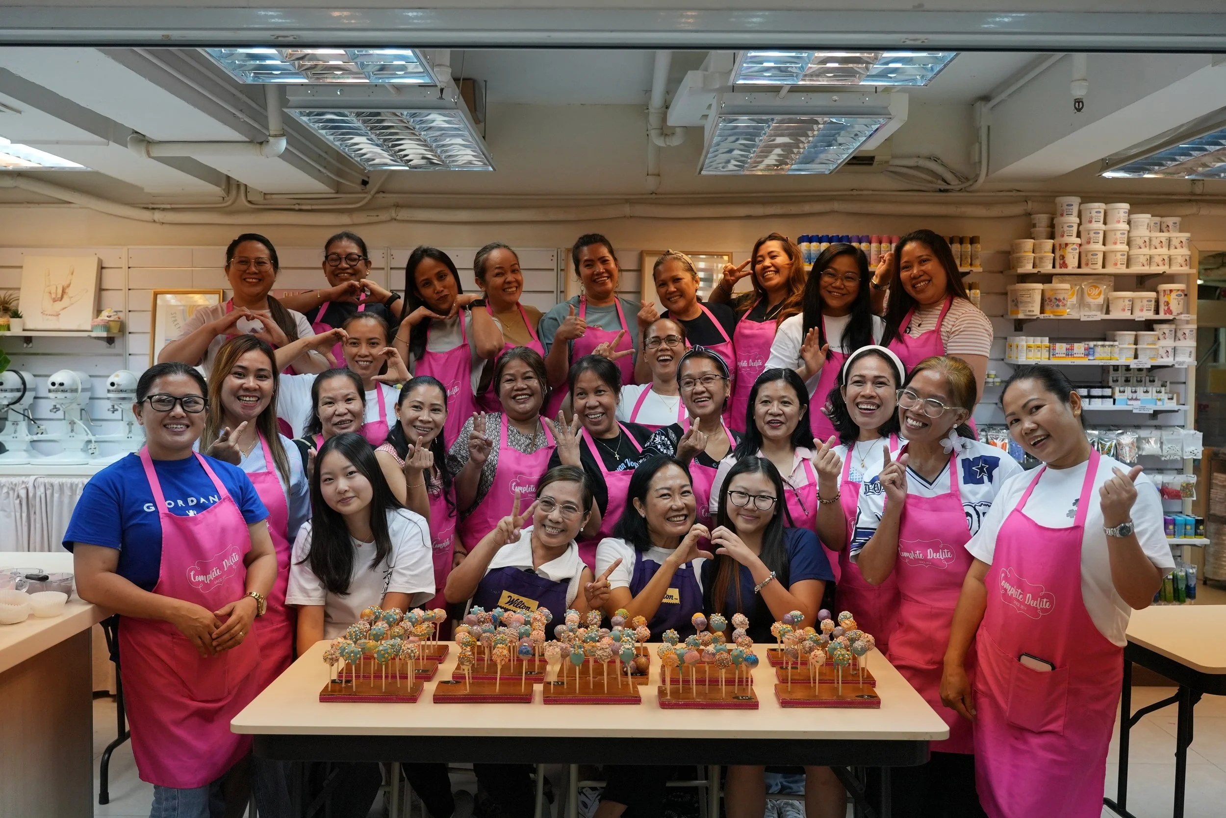4HOME x Cookie Smiles Cake Pop Workshop