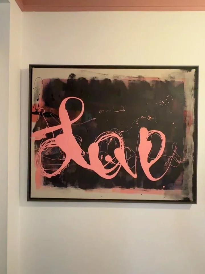 It befan in blue, melted in pink, and deepened into black&hellip; Love, evolving. This is what it looked like on canvas 🖤💙🩷

#StudioSarahEliz