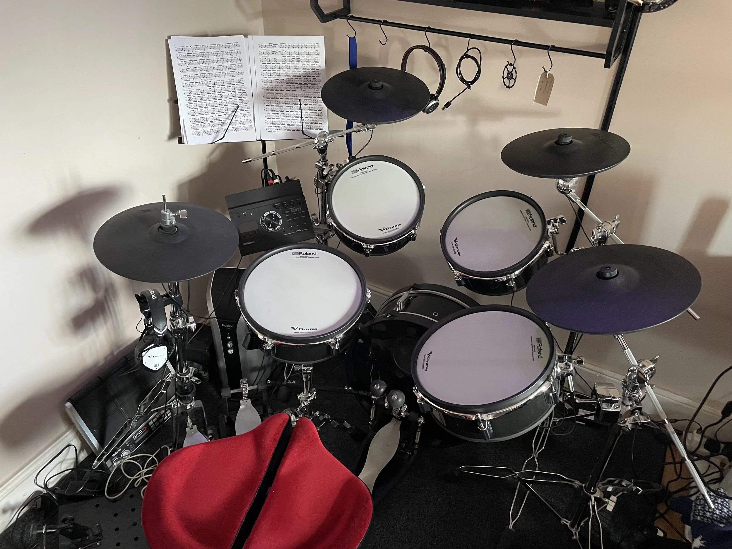 Simon Barbour's professional grade home recording setup - a Roland VAD-306 kit connected to his DAW and Superior Drummer 3