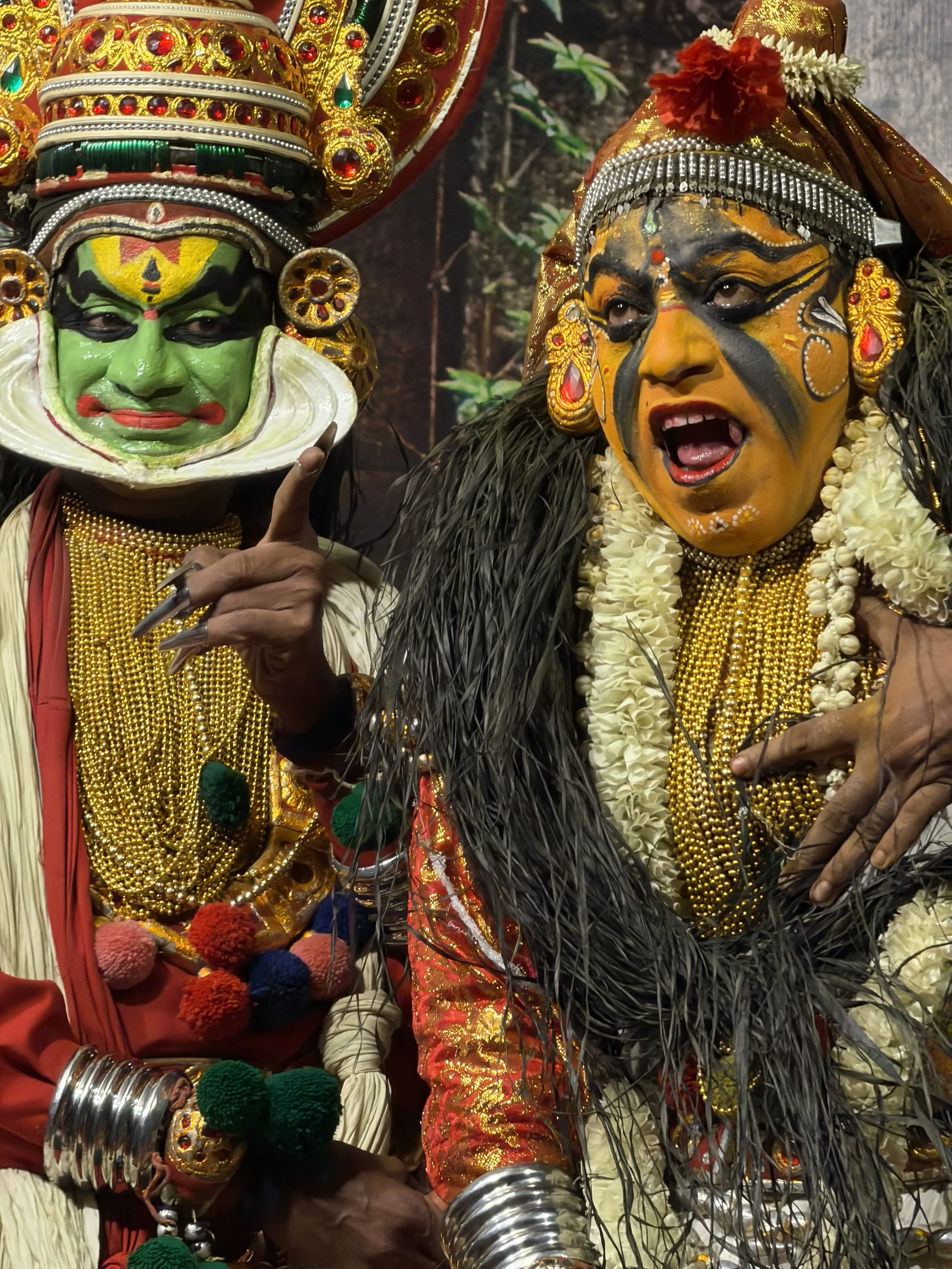 Kochi in a Day - Laundry, Murals and Kathakali