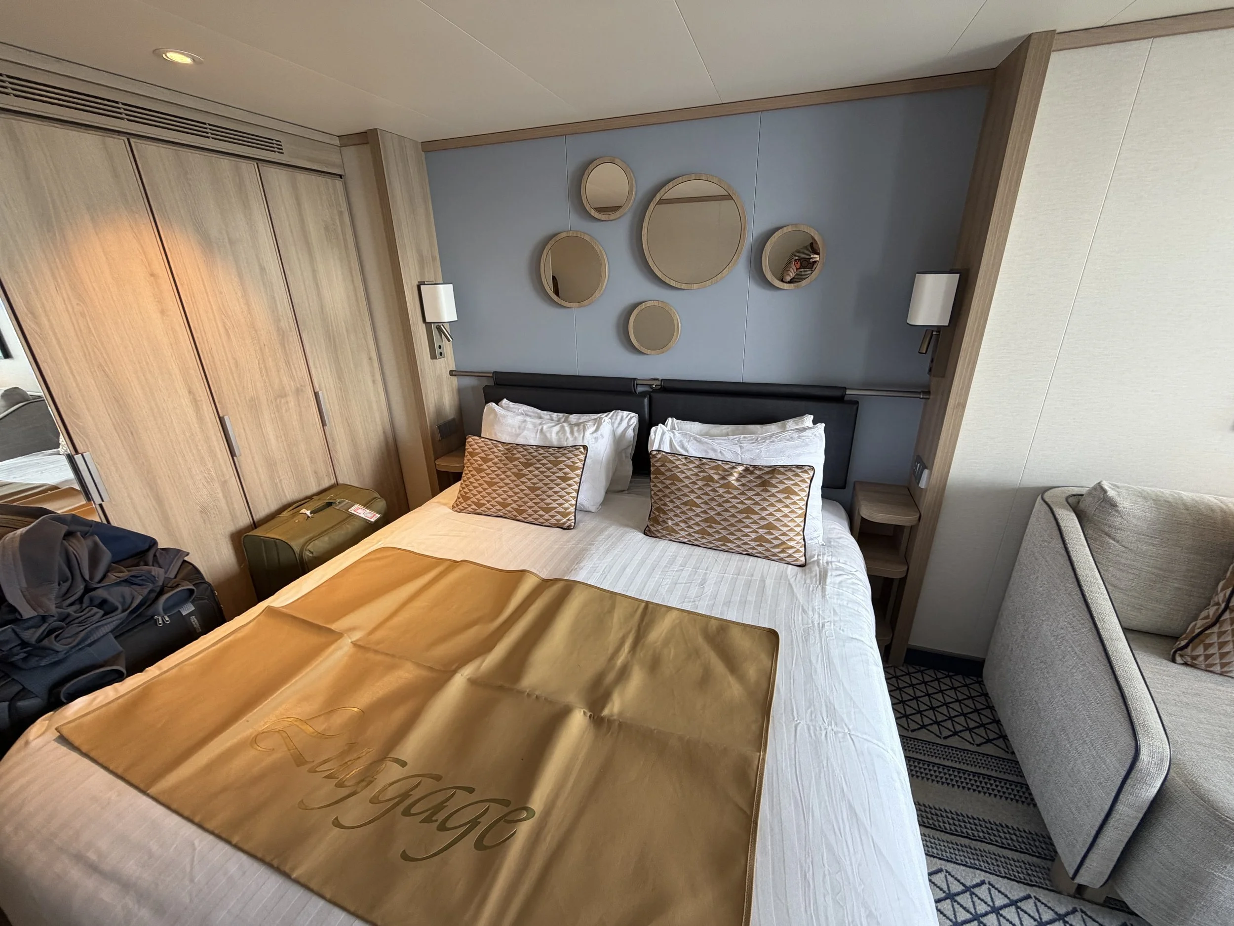 The usual cabin photos - deck 12 aft