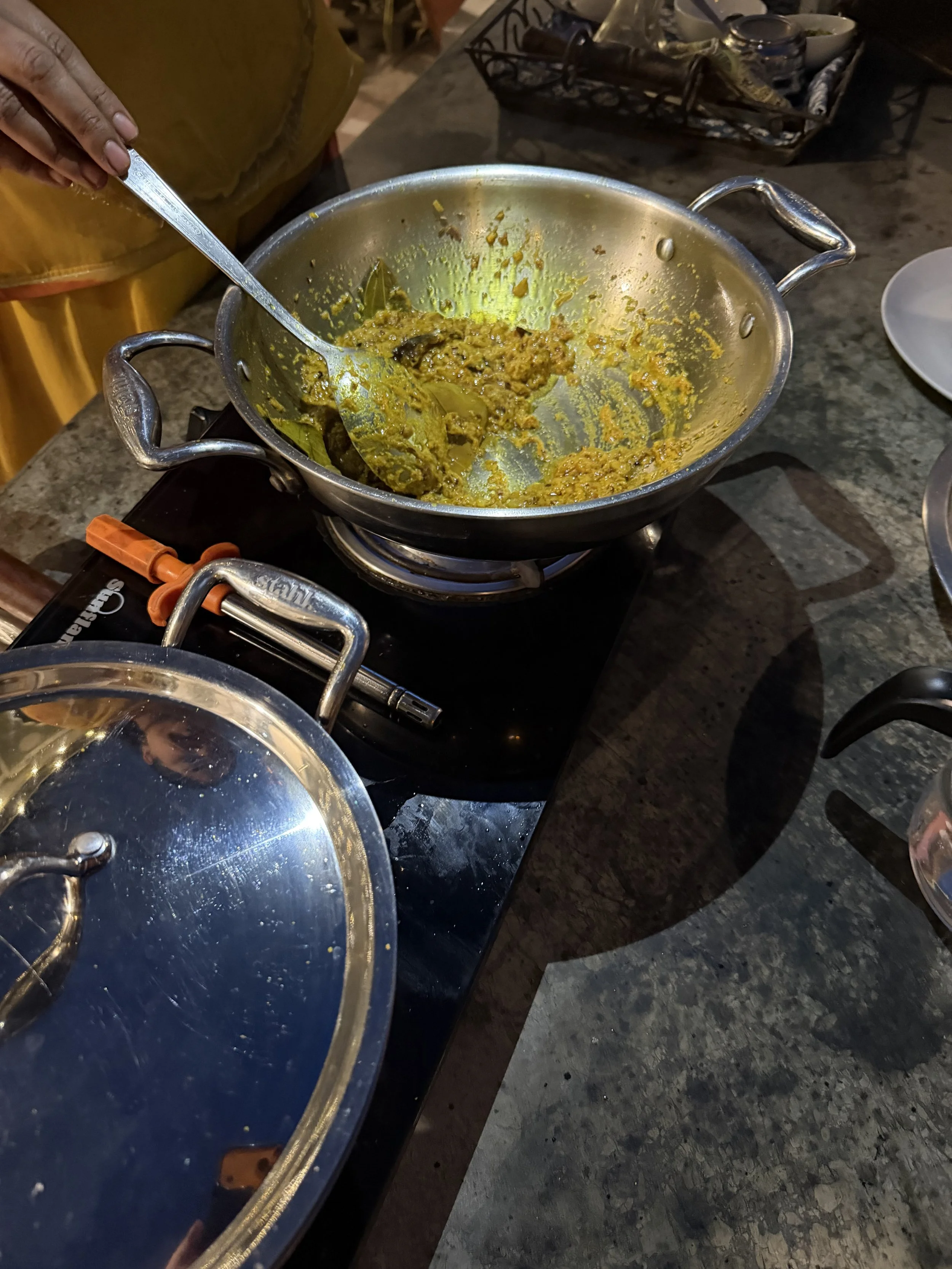 Indian cookery demonstration in Jaipur home