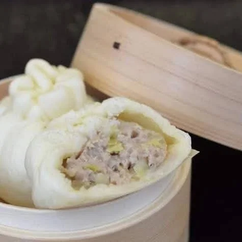 天草梅肉ポークを使った天草豚まん