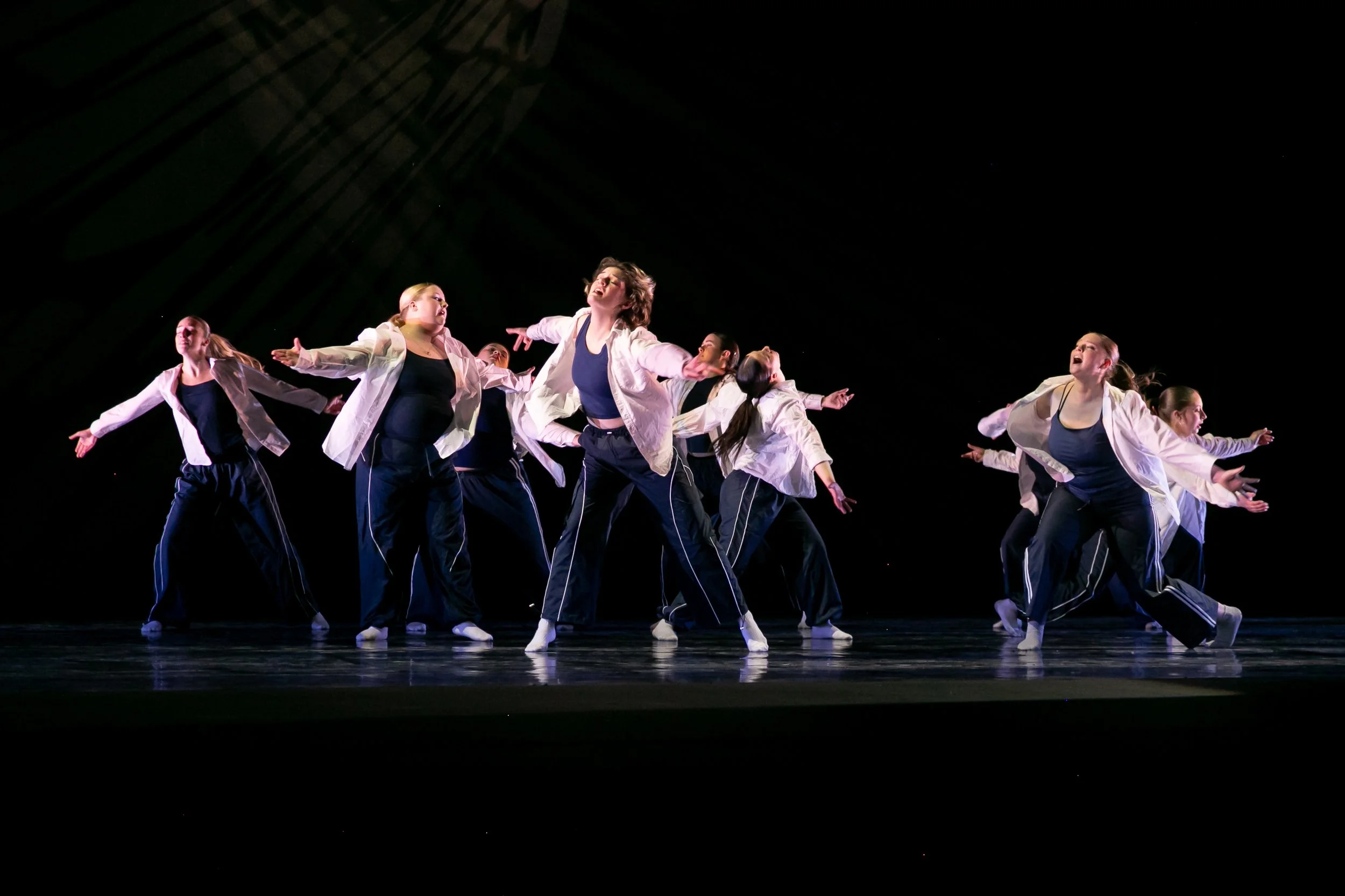 fall-2025-dance-195610.jpg