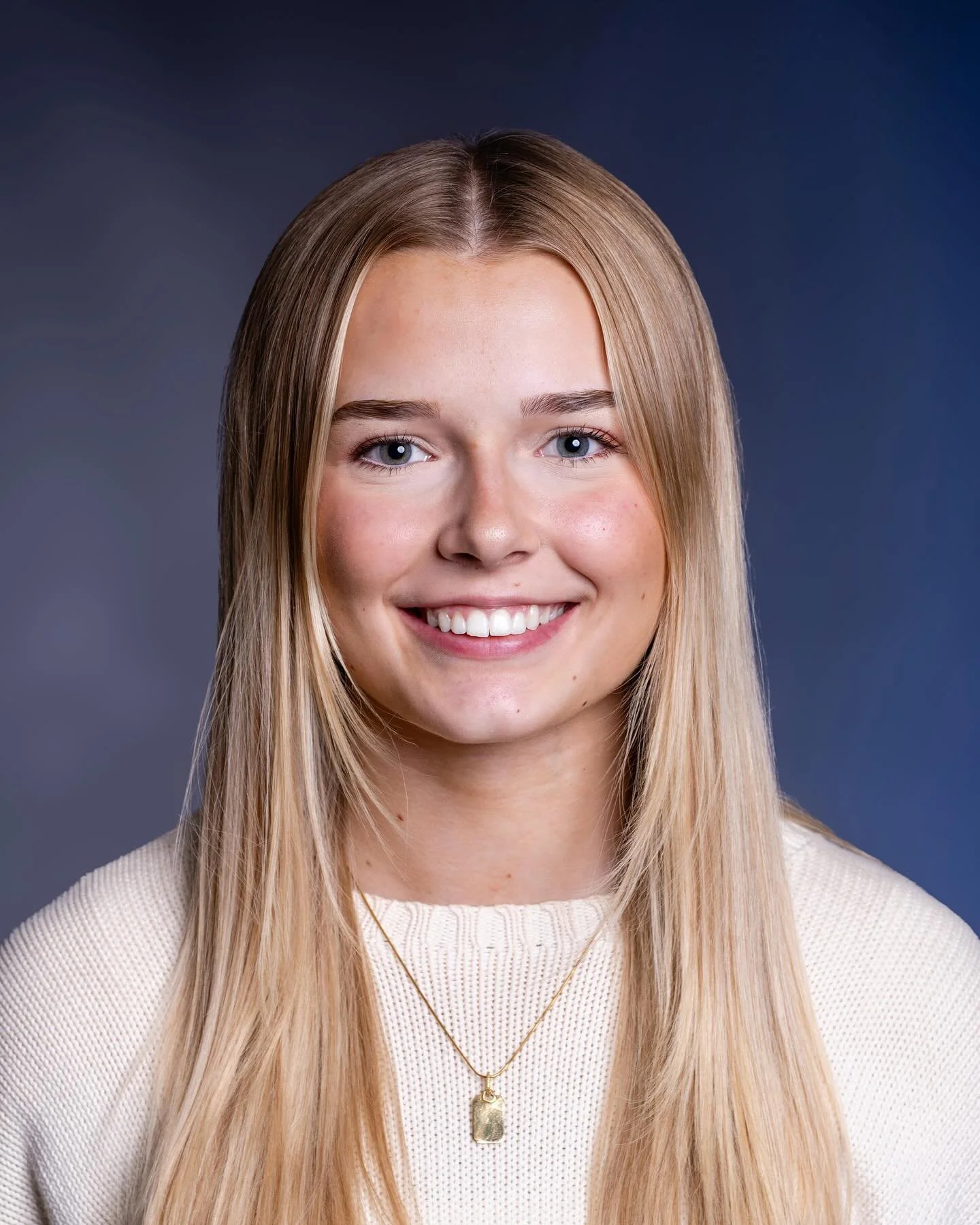 Amie, Sept 2024.

fun fact: one of my favourite things about shoots is witnessing the confidence boost it gives my clients - going from &ldquo;I don&rsquo;t know what I&rsquo;m doing&rdquo; to &ldquo;THAT&rsquo;S ME?!&rdquo; is a big deal 🥹

shot wi