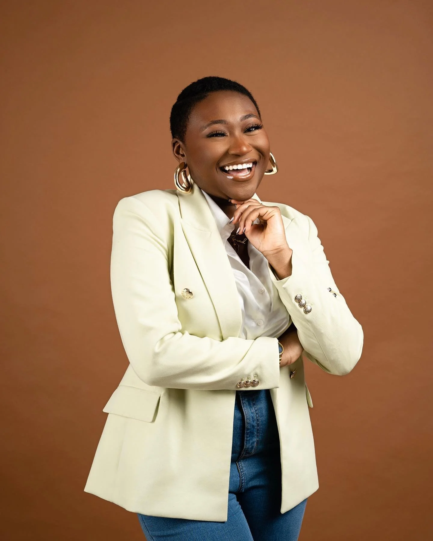 My recent session with @sawidamk95 😍 the vibes were immaculate. Note to self: stop forgetting to set up BTS.

-

Studio: @quest_studios
Camera: @sonyalpha A73 + 50mm f/1.8
Tether: @tethertools @captureonepro 

-

#londonheadshots #blogger
#femalepho