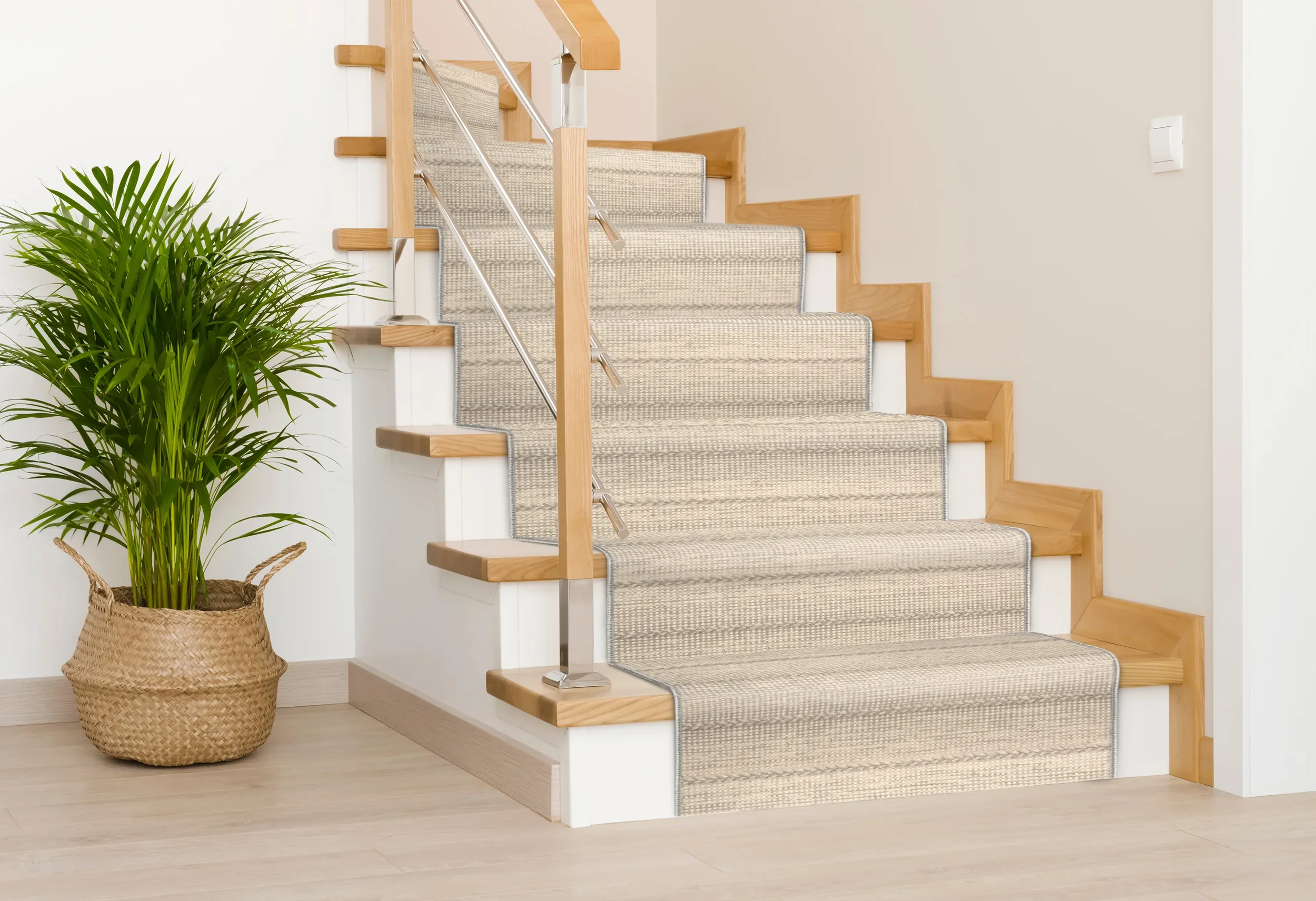 Ogami_Soft_Silver_STAIR-FLAT.webp