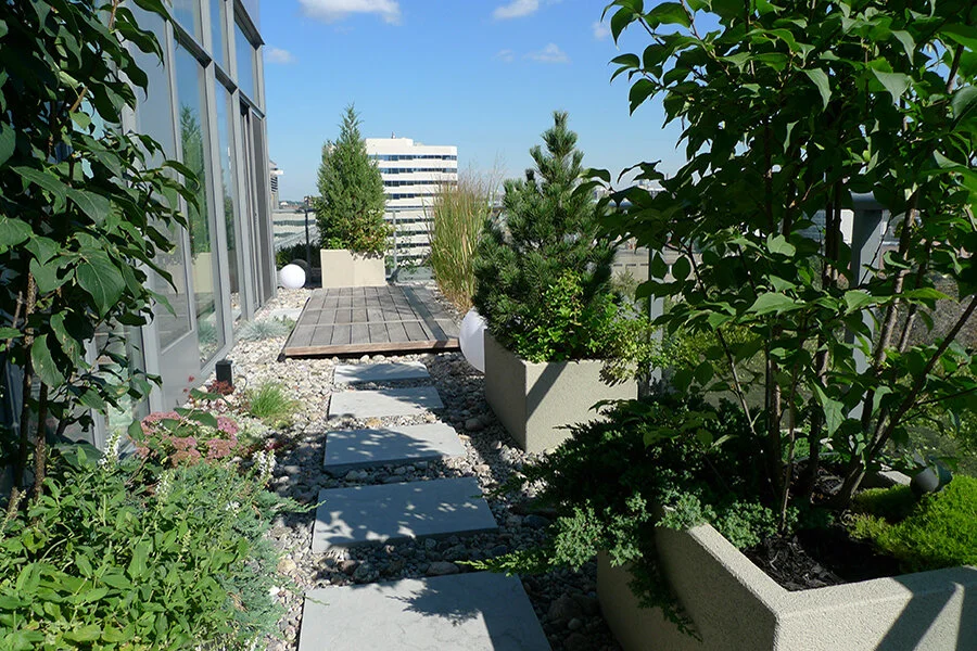 outdoor_KingWest3_2.jpg
