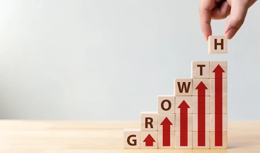 Small Business Tax Planning When Your Income Jumps: What to Do Before Year-End