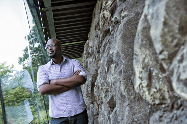 linkedin-shoot-portrait-business-profiel-foto-franslahaye-tilburg-fotostudio-zakelijk-web-site0796 2.png