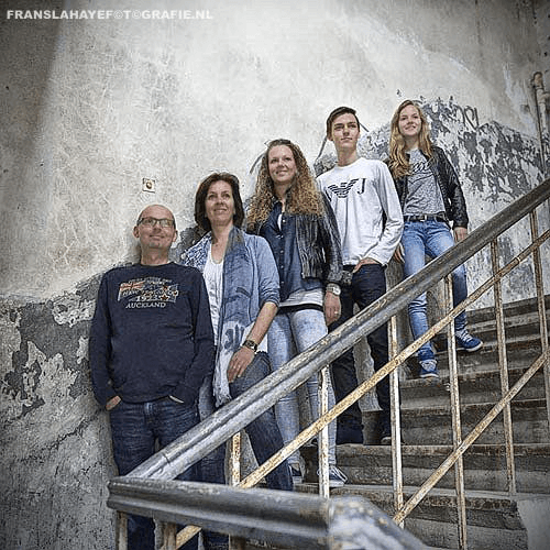 familie-fotos-fotostudio-tilburg-franslahaye-fotograaf-fotoshoot-fotograaf-master-20171010_llll0050.png