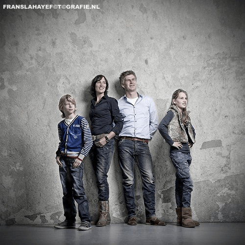 familie-fotos-fotostudio-tilburg-franslahaye-fotograaf-fotoshoot-fotograaf-master-20171010_llll0059.png