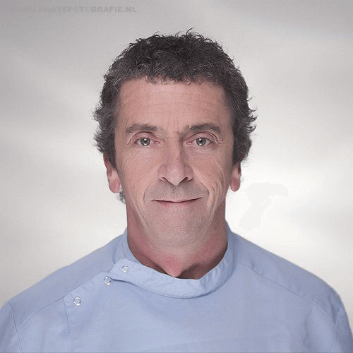 linkedin-shoot-portrait-business-profiel-foto-franslahaye-tilburg-fotostudio-zakelijk-web-site0789 2.png