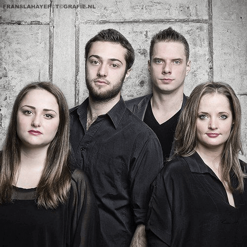 familie-fotos-fotostudio-tilburg-franslahaye-fotograaf-fotoshoot-fotograaf-master-20171010_llll0064.png