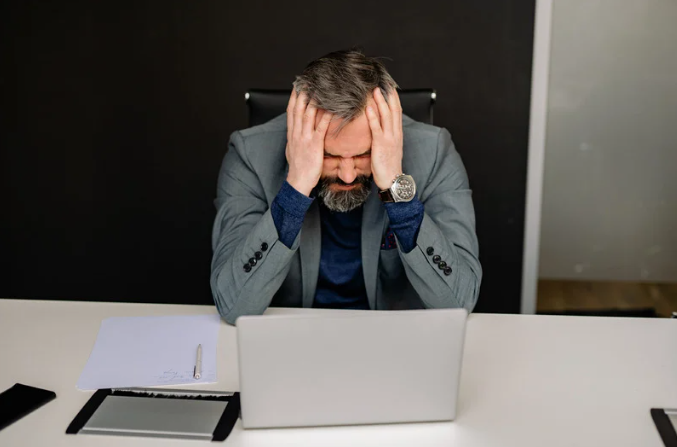 Burnout vs. Work Boredom: How to Tell the Difference