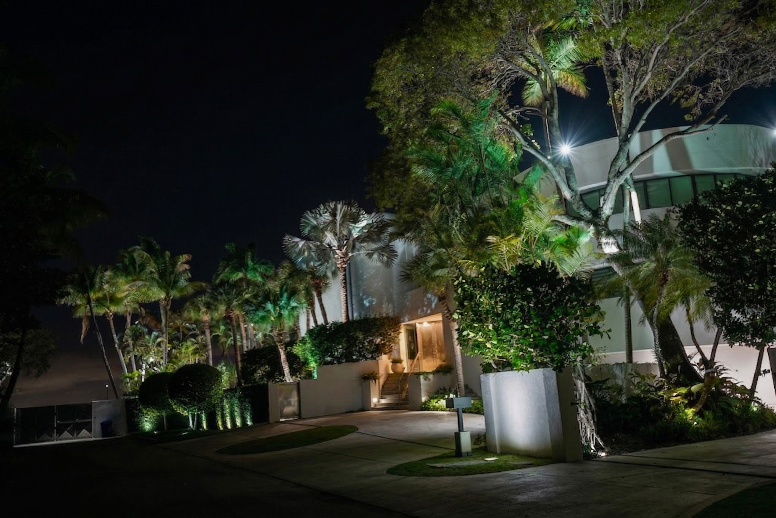 AI Night house from street back side.png