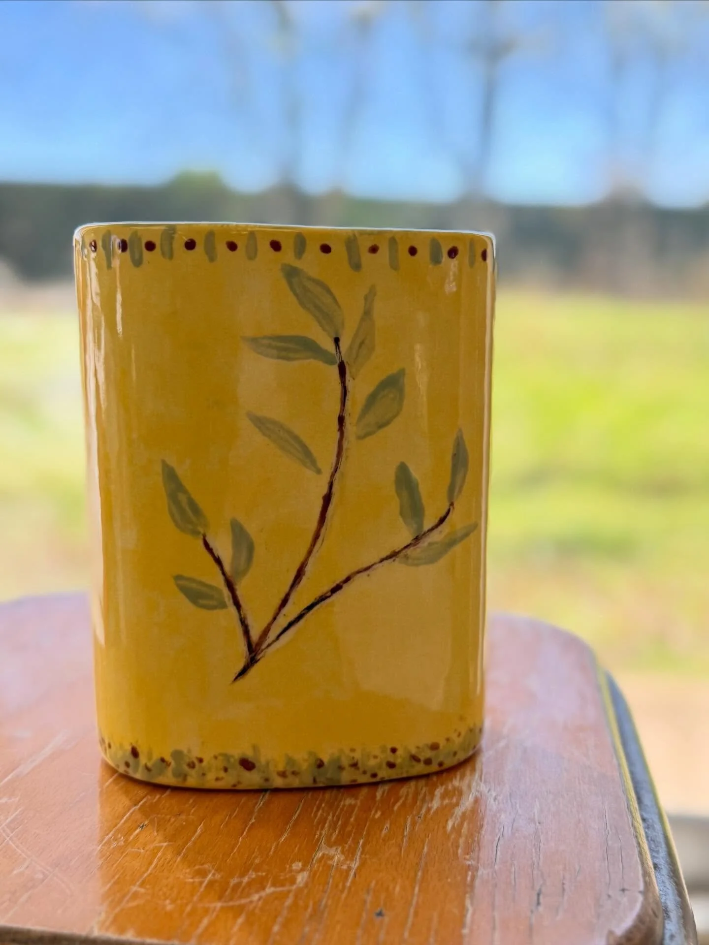 Envie de tester ? 🎨

Les ateliers sont ouverts &agrave; tous, d&eacute;butants compris ✨

Il reste quelques places ce week-end, r&eacute;servation sur le site 😊

Nathalie 

#ceramiquecafe #yvelines #atelierscreatifs