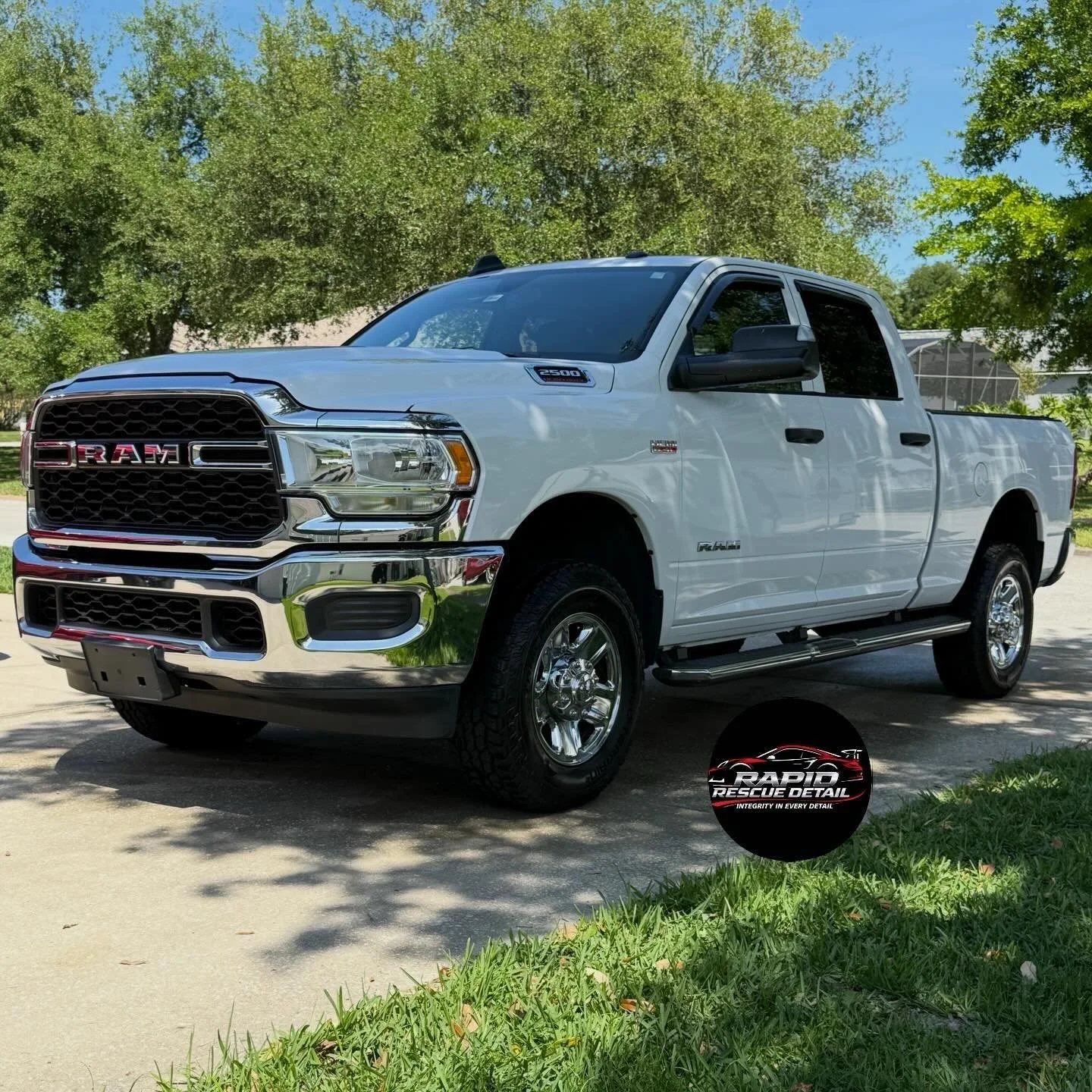 Work trucks put in the hours &mdash; we make sure they clean up right.
This one was professionally detailed and restored to a clean, presentable condition.
📩 Visit RapidRescueDetailing.com to schedule your appointment today!