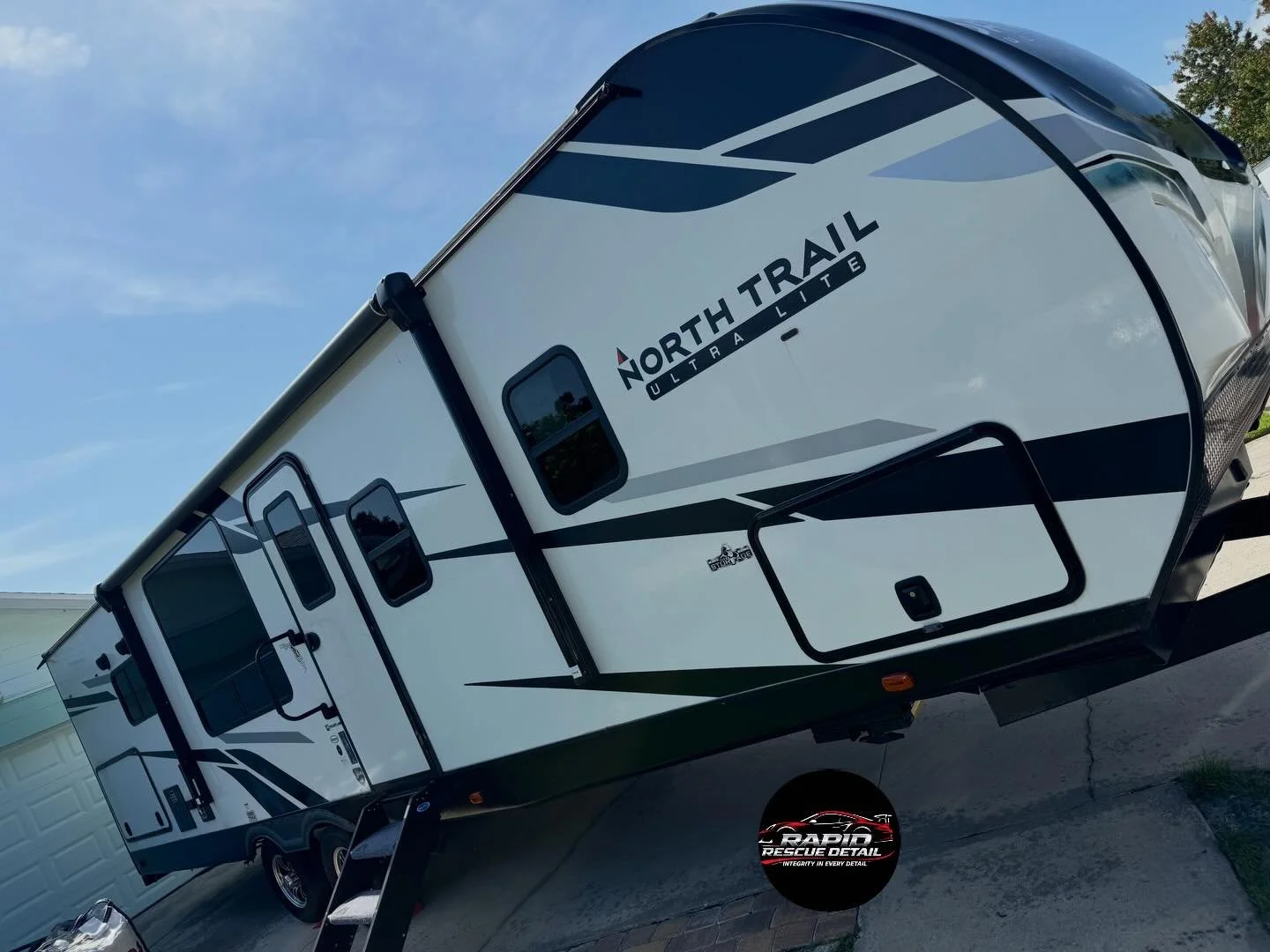 Clean, refreshed, and ready for the next adventure.
This camper is set for the open road and everything that comes with it.
🌐 RapidRescueDetailing.com