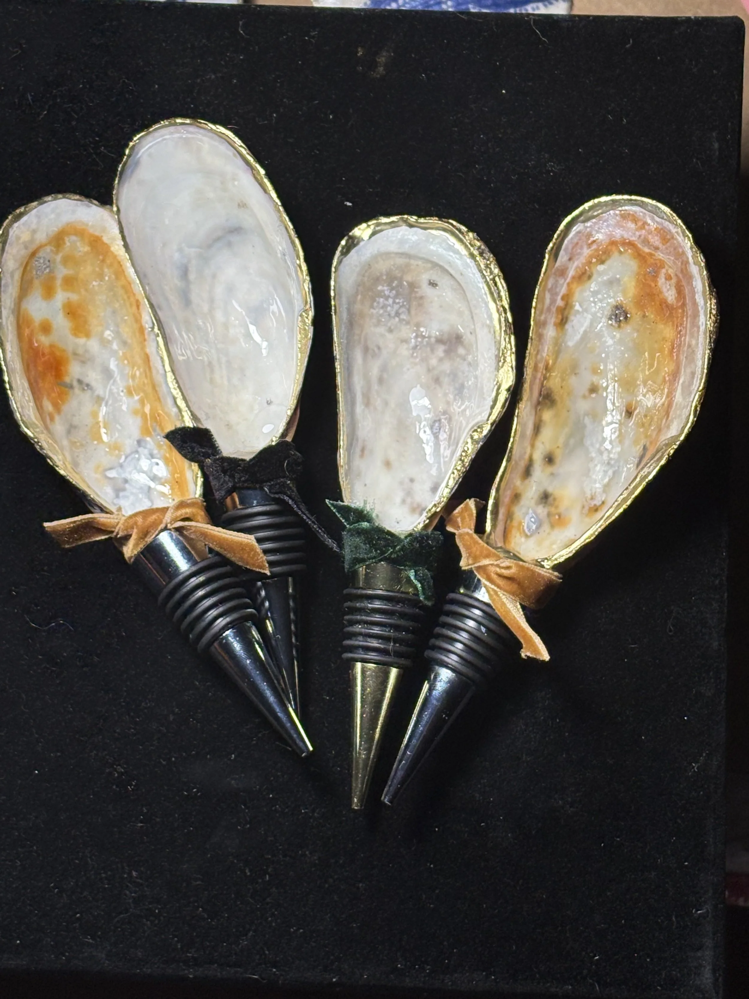 Mussel Shell Wine Stops
