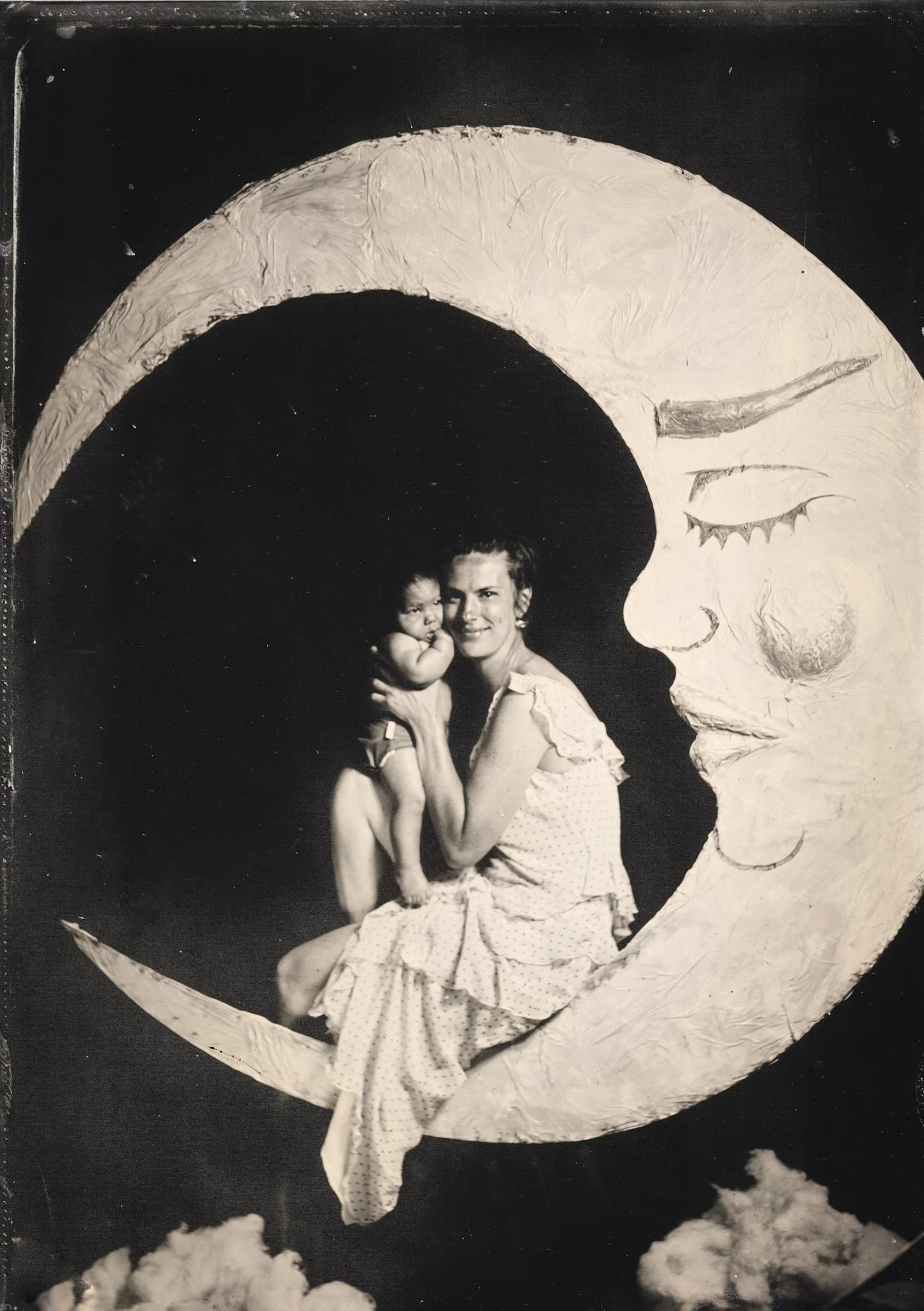 Paper Moon Portraits @ 2701 Spring Grove