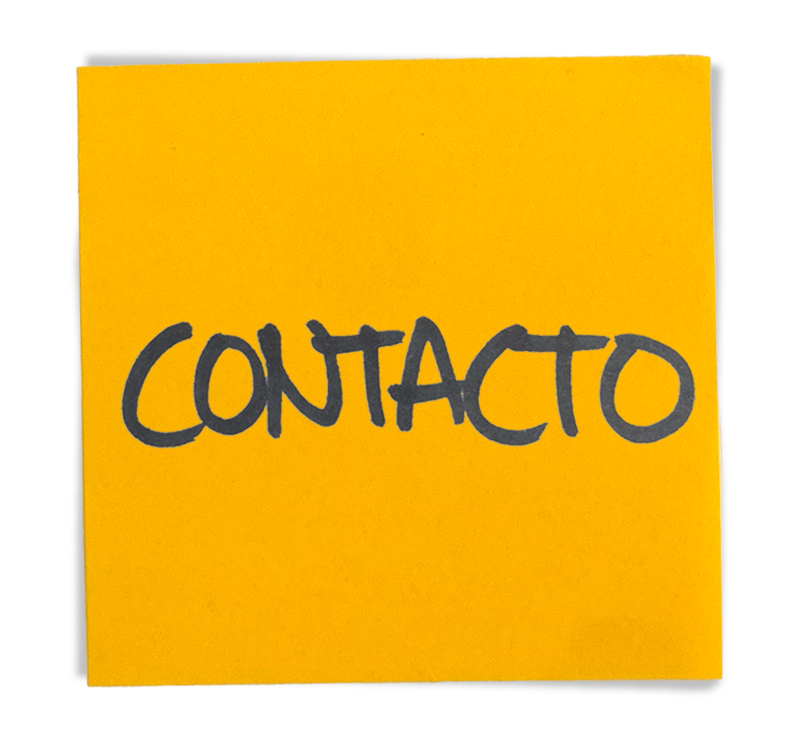 Tarjeta amarilla con la palabra 'CONTACTO' escrita en letra negra. Puede ser una señal o etiqueta para contacto.
