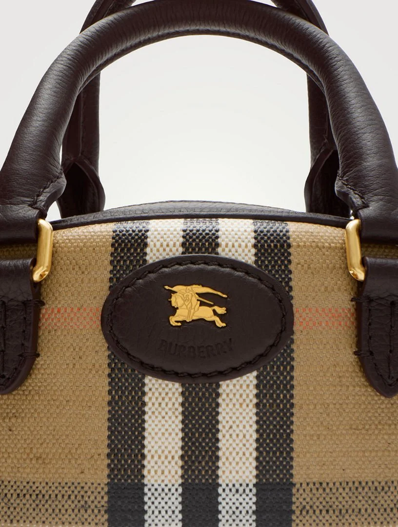 63ad524d92854e99bd61c25f920be121