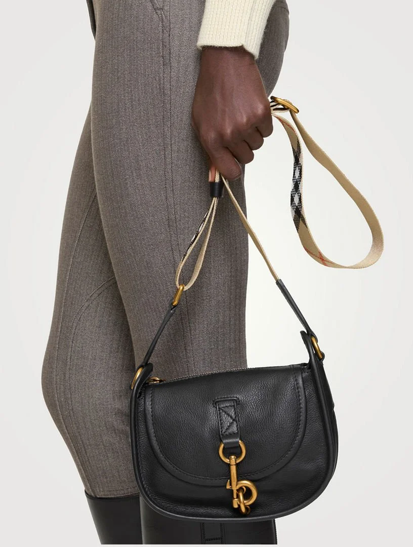 2f2082fd532646288f4e961fa1ab8b03