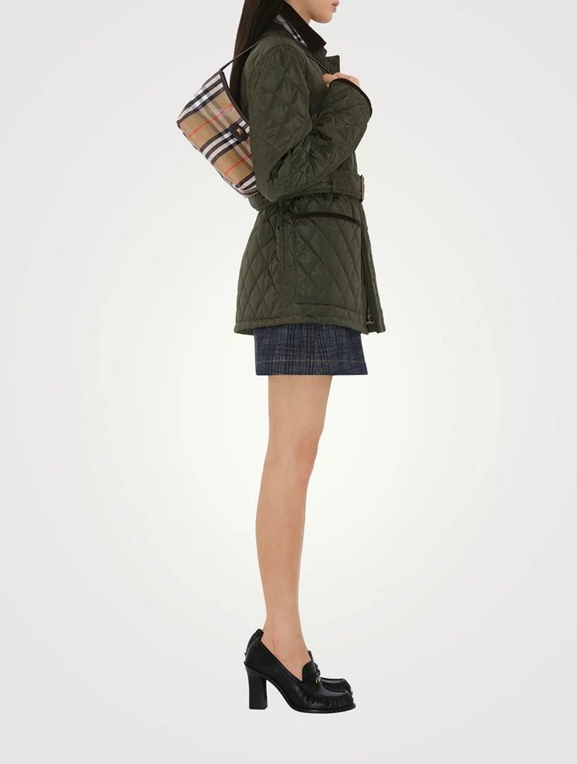 b255870fc1764d7aa2da85a830be99fb