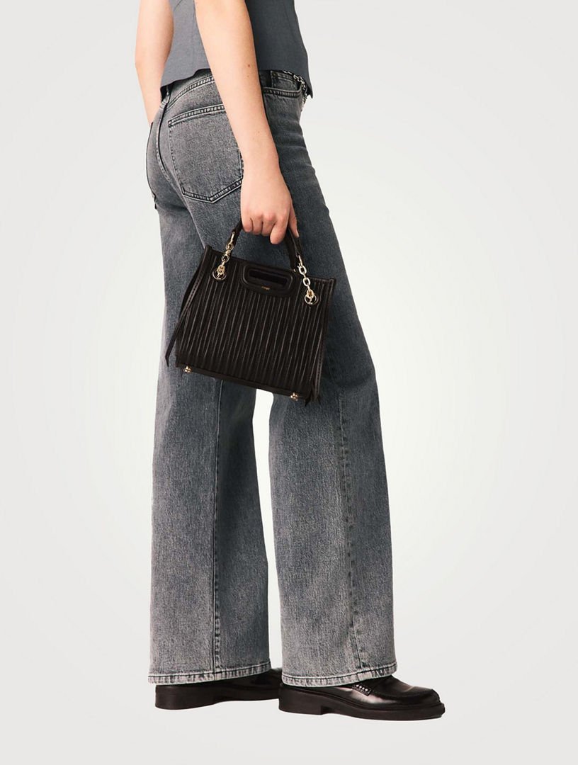 14e3bfe9ae7342cca7a4013606a2beee