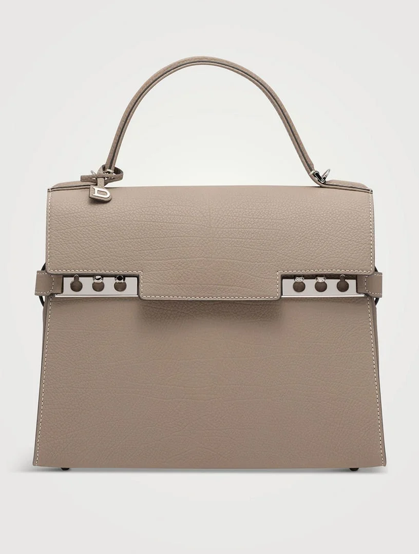 01_487042d10c294e81ada57c25194702f1