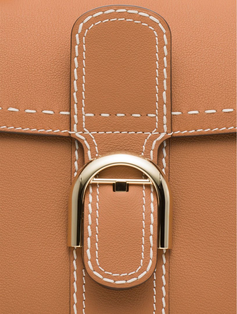 418af20749a6465d93f061943a73e210