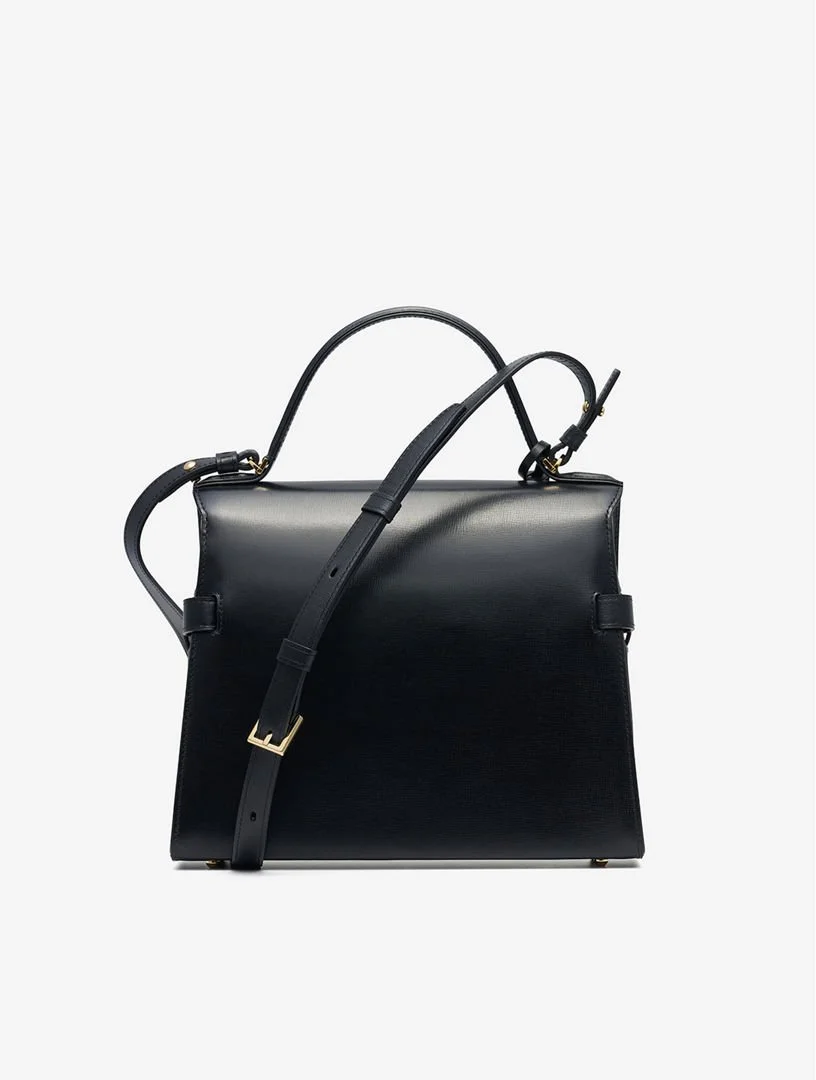 04b27a830f8a4df4a000e690868df3a8