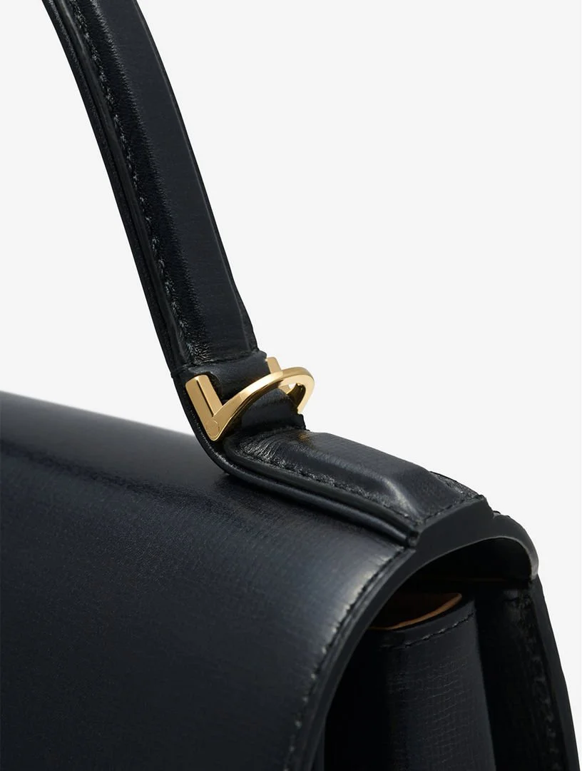 815270dc5ff74446a1b932377d653947