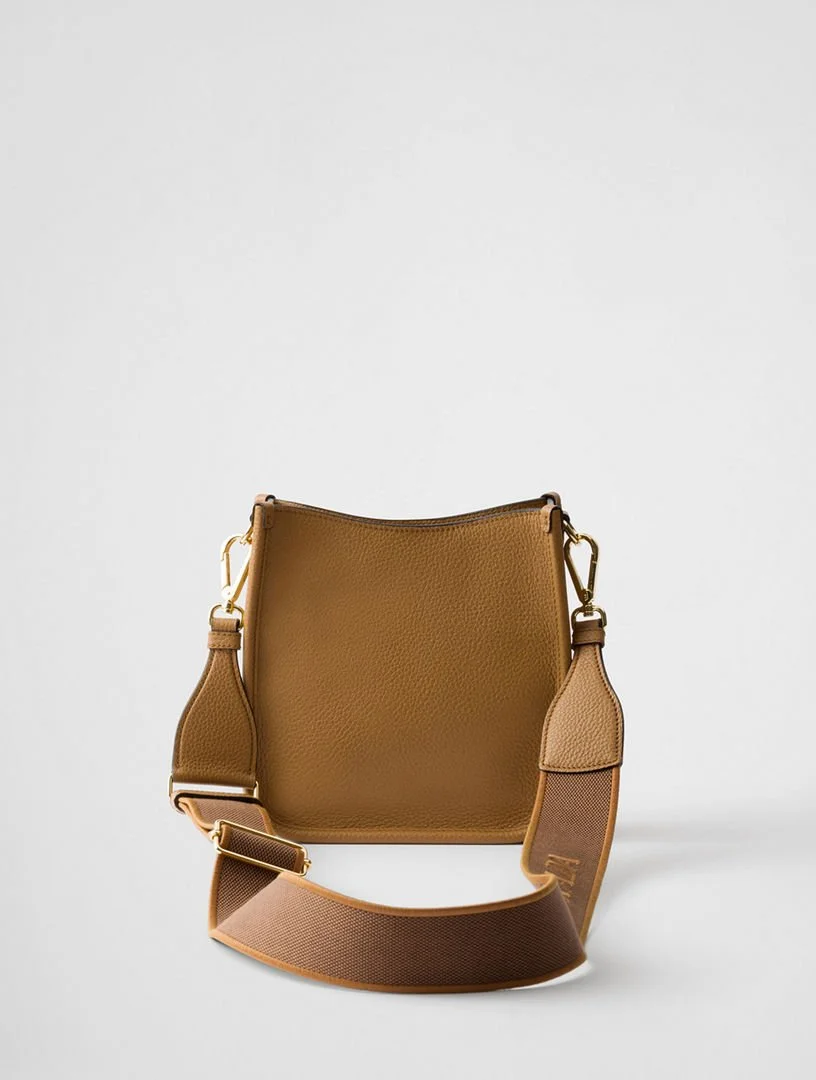 907b9f93e84643ed823ef0332742b10d