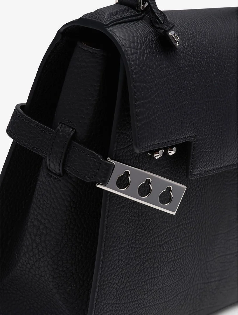 23b5eaebc9974271b343a9b133d681db