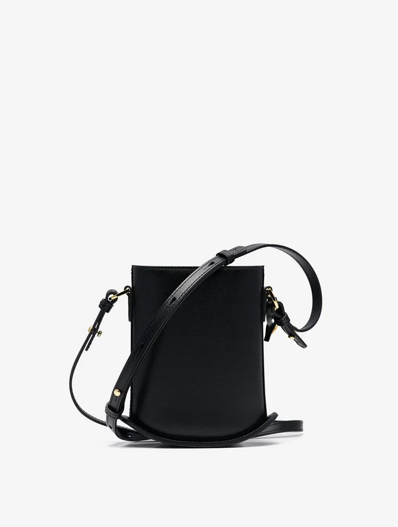 f9bd27d459d143efa21a97f19696c419