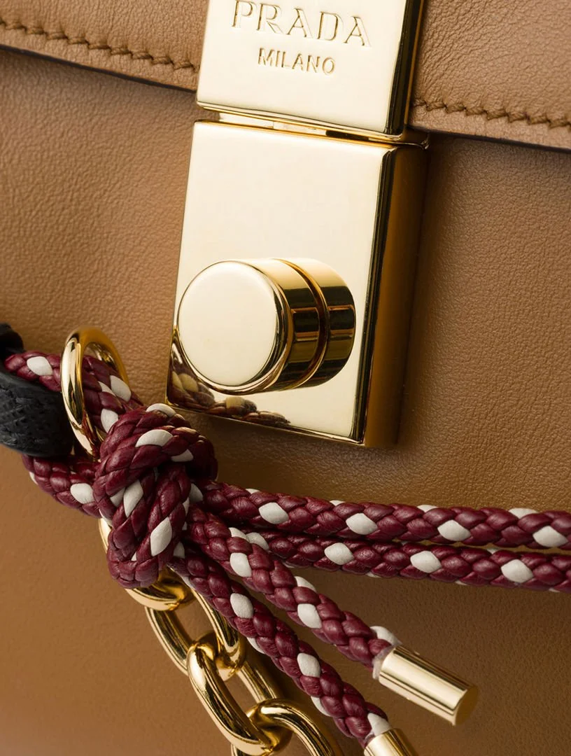 f920c10da2314beca0a5fc2542eda4ac