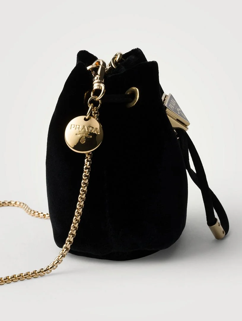 81277fdbe76543c1b65e8c59215c3b90